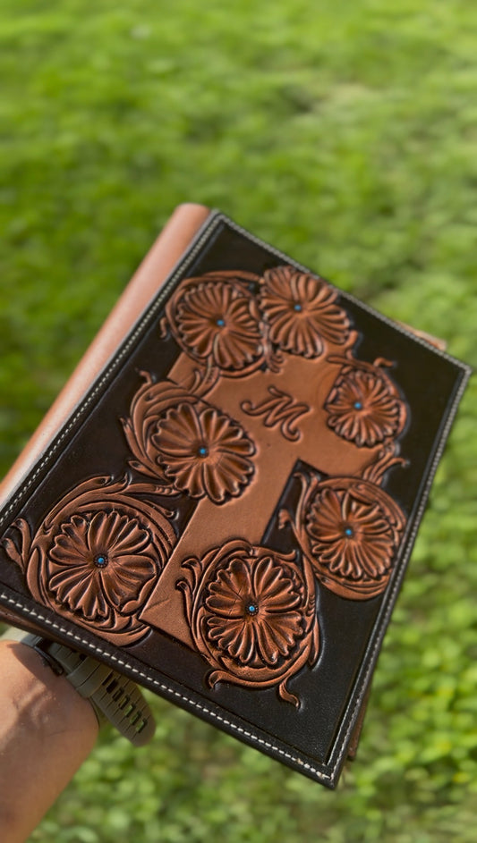 Bible cover/Padfolios (DEPOSIT)